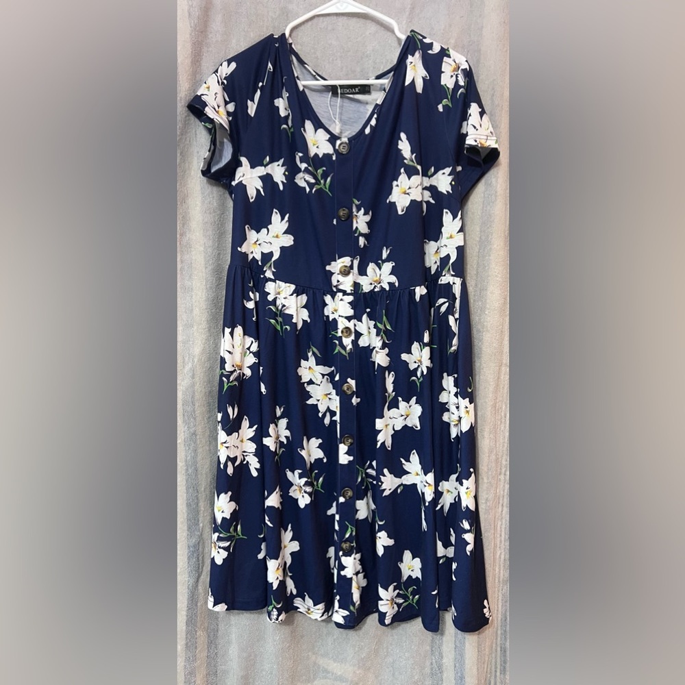 Elegant Floral Navy Dress